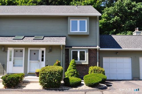 605-605 Sand Stone Dr, South Windsor, CT, 06074-2868 | Card Image