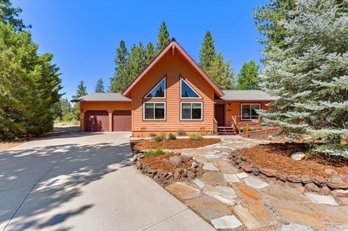5539 Rainbow Cir, Weed, CA, 96094-9334 | Card Image