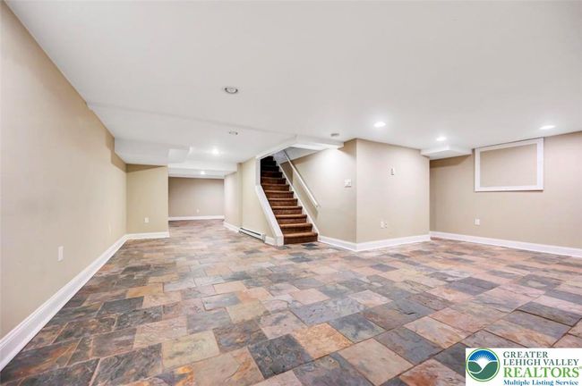 basement level/finished | Image 47