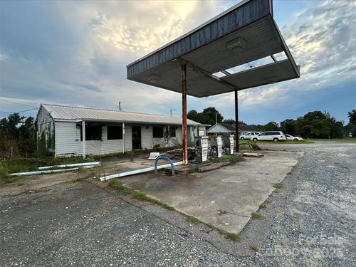 2085 W Nc Highway 73, Mount Gilead, NC, 27306-9621 | Card Image