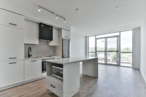 405-899 Queen St E, Toronto, ON, M4M0C8 | Card Image