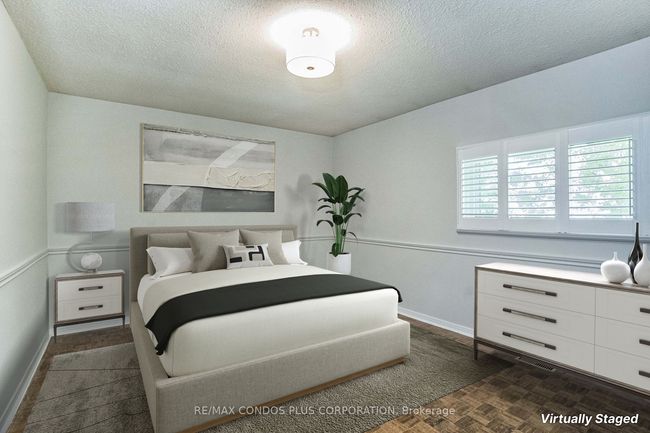 1681 Medallion Crt, House other with 5 bedrooms, 3 bathrooms and 4 parking in Mississauga ON | Image 28