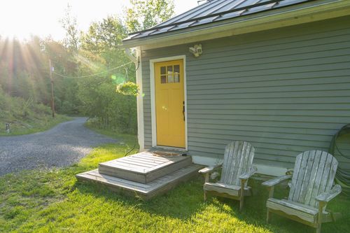523 Browns Mill Rd, Berlin, VT, 05602-9631 | Card Image