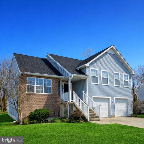 8026 High Oak Rd, GLEN BURNIE, MD, 21060-7600 | Card Image