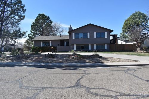 18 Chaparral Cir, La Junta, CO, 81050-3804 | Card Image
