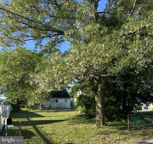 2017 Poplar Ridge Rd, PASADENA, MD, 21122-3808 | Card Image