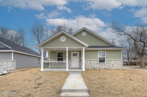 921 W A St, Joplin, MO, 64801-2807 | Card Image