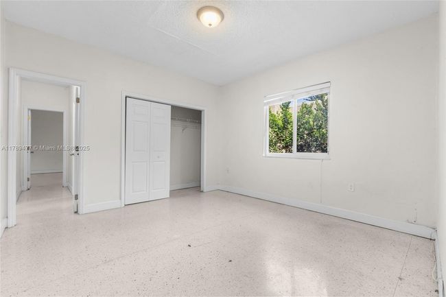 426 Sw 26 Th Rd, House other with 4 bedrooms, 3 bathrooms and null parking in Miami FL | Image 23
