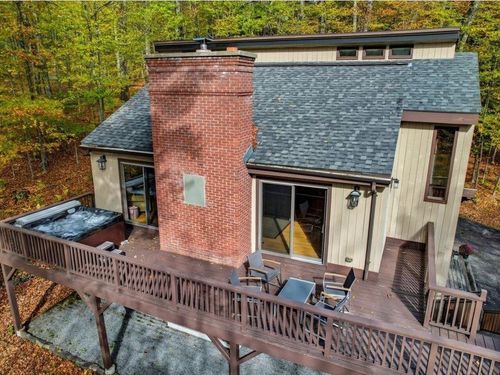 185 Maple Rd, Stowe, VT, 05672-4905 | Card Image