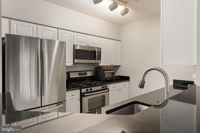 APT-117 - 2204 Westcourt Ln, Condo with 2 bedrooms, 1 bathrooms and null parking in HERNDON VA | Image 9