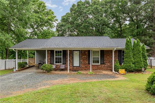 405 Homestead Dr, Gibsonville, NC, 27249-2005 | Card Image