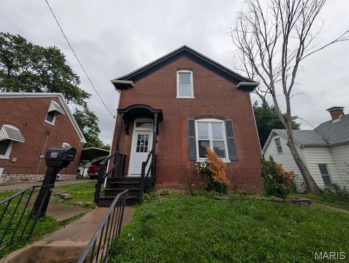 24 S 14th St, Belleville, IL, 62220-1714 | Card Image
