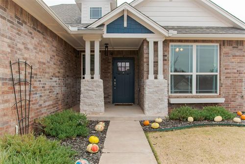 8710 Overlook Dr, Guthrie, OK, 73044-6140 | Card Image