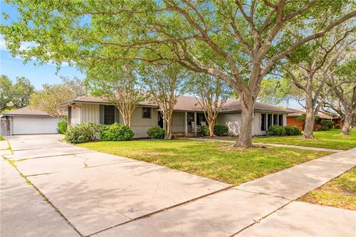 429 Bermuda Pl, Corpus Christi, TX, 78411-1509 | Card Image