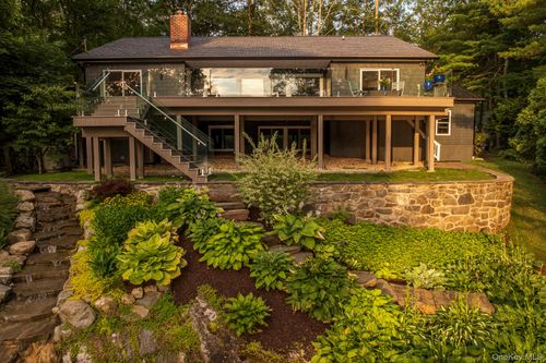 482 Lake Shore Rd, Putnam Valley, NY, 10579-1339 | Card Image