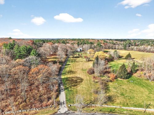 320 Old Ayer Rd, Groton, MA, 01450-1824 | Card Image