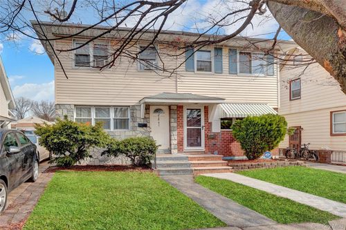 218-41 140th Ave, Springfield Gardens, NY, 11413-2655 | Card Image