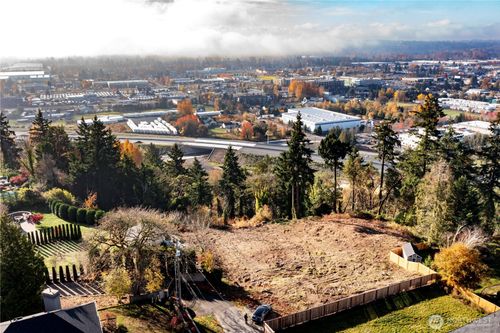 910 64th Ave E, Fife, WA, 98424 | Card Image