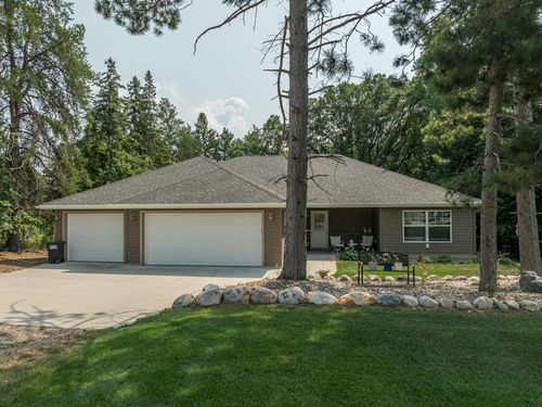 24005 Sandy Beach Dr, Detroit Lakes, MN, 56501-7303 | Card Image