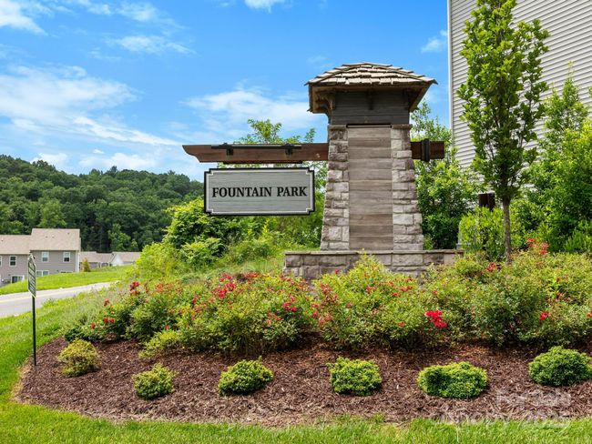 Fountain Park Entry | Image 31