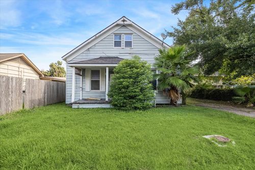5011 Walker St, Houston, TX, 77023-1337 | Card Image