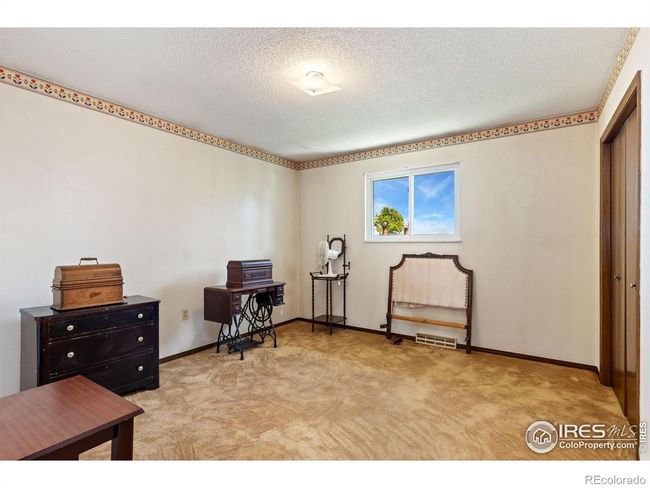 610 S Broadway Ave, House other with 5 bedrooms, 4 bathrooms and 2 parking in Fort Lupton CO | Image 13