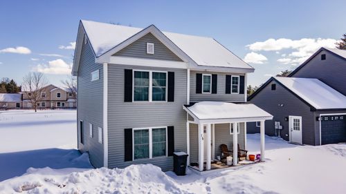 15 Intrepid Street, Brunswick, ME, 04011 | Card Image