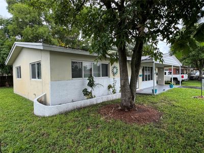 2825 Nw 9th Ave, House other with 3 bedrooms, 2 bathrooms and null parking in Wilton Manors FL | Image 1