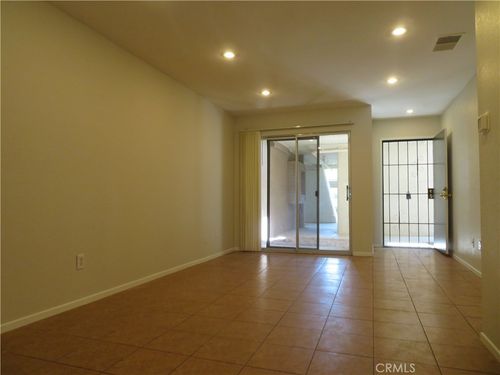 unit-106-2857 N Los Felices Rd, Palm Springs, CA, 92262-0635 | Card Image
