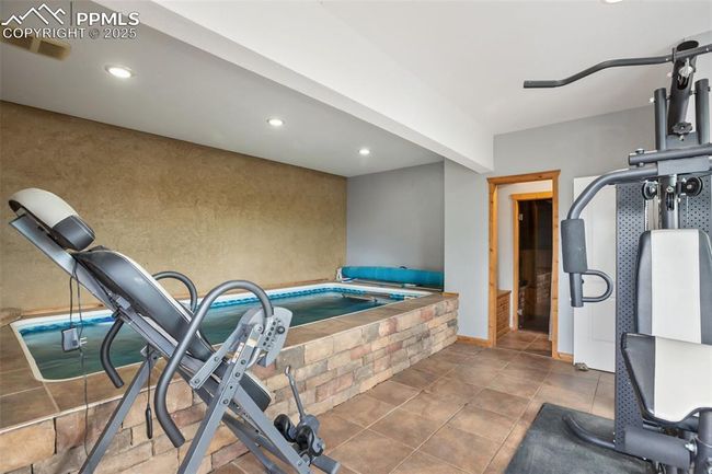 2413 County Rd 403, House other with 4 bedrooms, 3 bathrooms and 3 parking in Florissant CO | Image 25