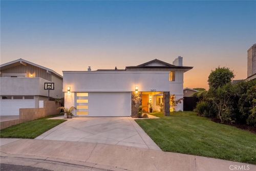 3690 Marigold St, Seal Beach, CA, 90740-3115 | Card Image