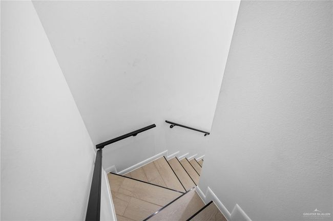 Stairway with baseboards | Image 12