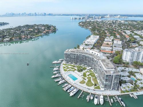 apt-913-900 Bay Dr, Miami Beach, FL, 33141-5672 | Card Image