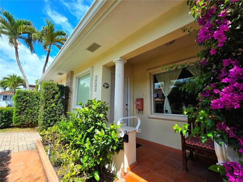 345 Malaga Ave, Coral Gables, FL, 33134-6709 | Card Image