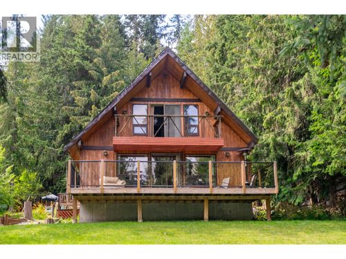 2542 Forest Dr, Blind Bay, BC, V0E1H2 | Card Image