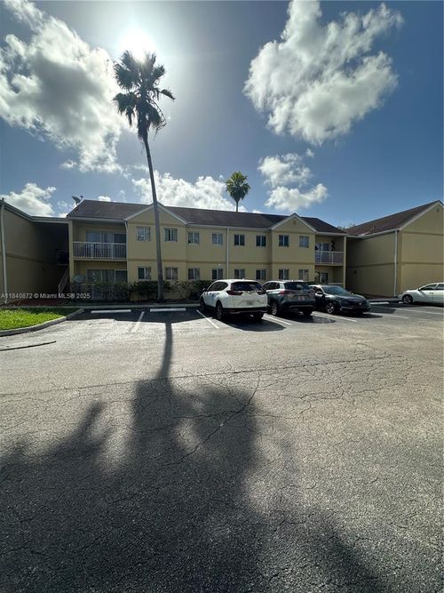 apt-110-13810 Sw 112th St, Miami, FL, 33186-3279 | Card Image