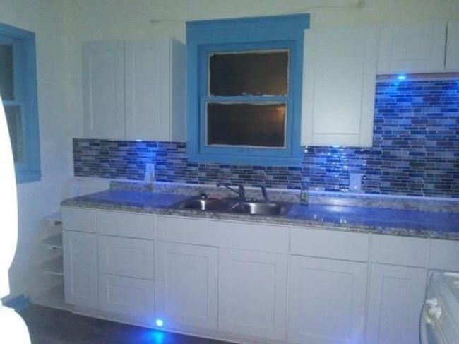 3015 Van Dyke St, House other with 5 bedrooms, 2 bathrooms and null parking in Detroit MI | Image 15
