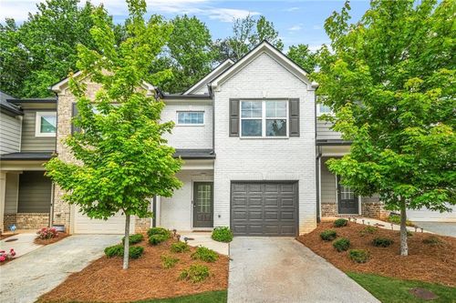 3181 Meadowstone Ln Sw, Atlanta, GA, 30331-2938 | Card Image