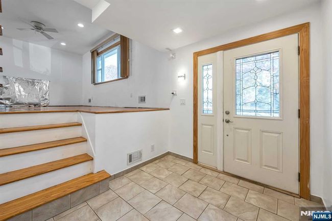 8 Carlisle Ct, House other with 4 bedrooms, 3 bathrooms and null parking in Edison NJ | Image 17