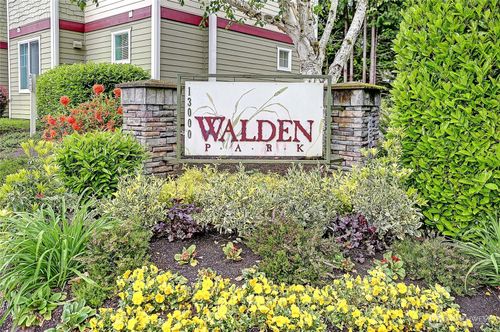 apt-a305-13000 Admiralty Way, Everett, WA, 98204-6264 | Card Image