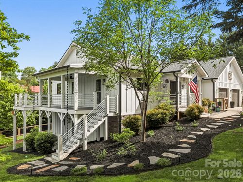 1797 N Main St, Hendersonville, NC, 28792-2426 | Card Image
