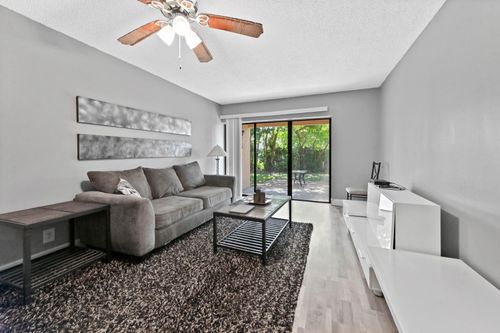103-5937 Forest Hill Blvd, West Palm Beach, FL, 33415-5580 | Card Image