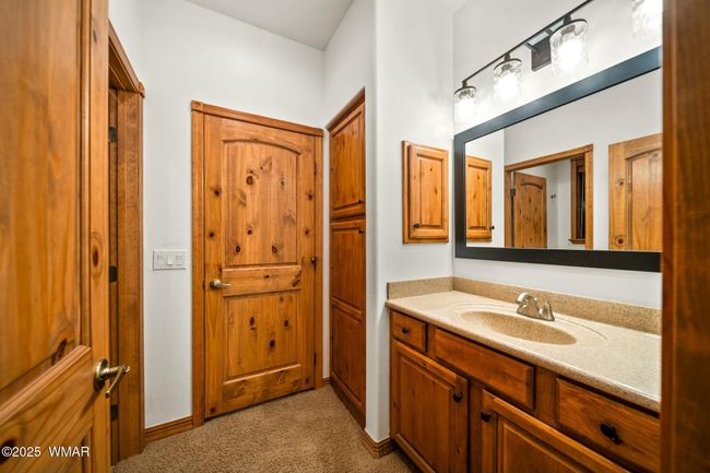 Guest Bath | Image 23