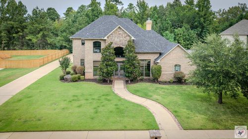 3004 Sterling Dr, Texarkana, TX, 75503-4309 | Card Image