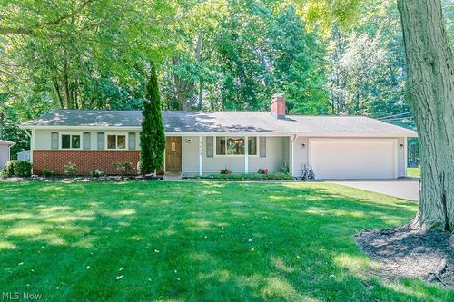 8688 Marjory Drive, Mentor, OH, 44060 | Card Image
