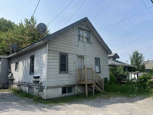 579 Kingsway, Sudbury, ON, P3B2E4 | Card Image