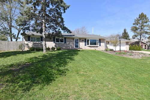 6120 242nd Avenue Avenue, Paddock Lake, WI, 53168 | Card Image