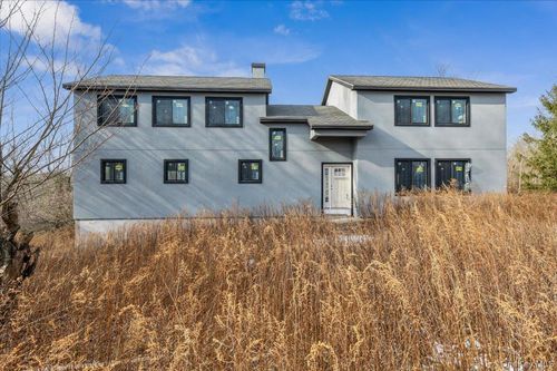 256 Smith Ridge Rd, South Salem, NY, 10590-2209 | Card Image