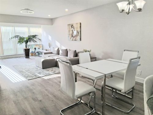 101-1150 Boxwood Dr, Delray Beach, FL, 33445-6198 | Card Image