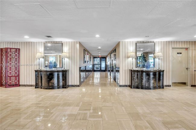 APT-1804 - 3031 N Ocean Blvd, Condo with 2 bedrooms, 2 bathrooms and null parking in Fort Lauderdale FL | Image 28